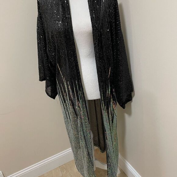 New Free People Party On Kimono
One size 
Retail $168
New never worn bef… - Picture 7 of 12